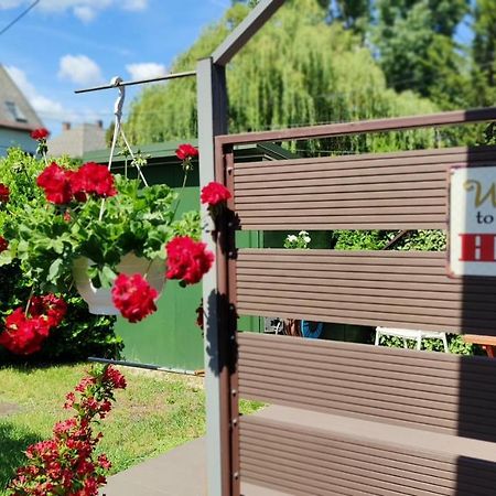 2+2Szemelyes Apartman Kerttel Apartment Szekesfehervar Luaran gambar